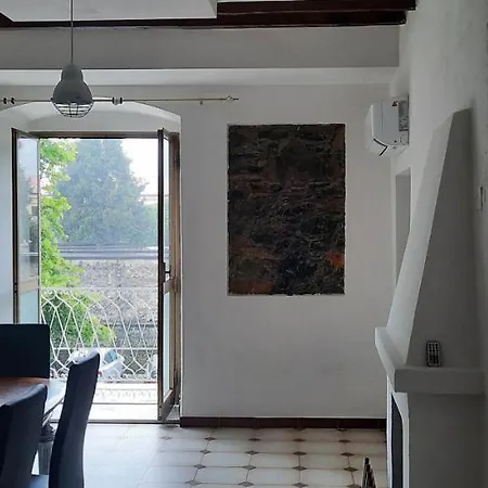 Ferry House Apartment