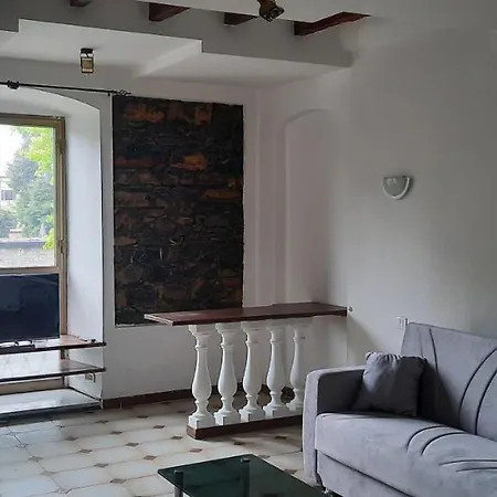 Apartment Ferry House