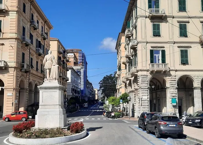 Ferry House Apartman *